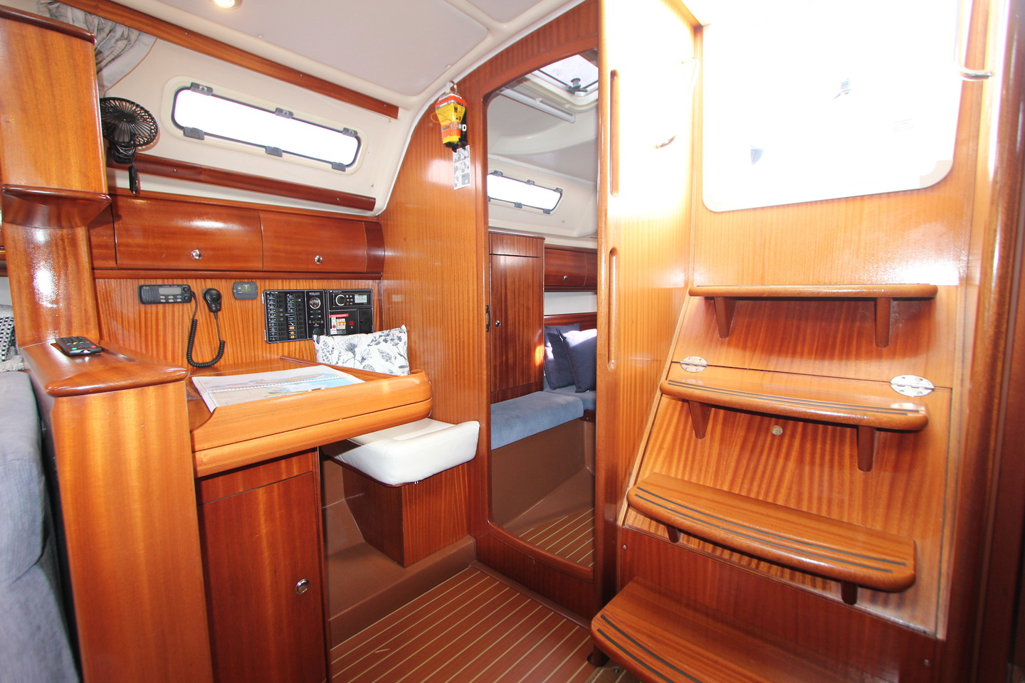 Bavaria 41- 2003 image 6