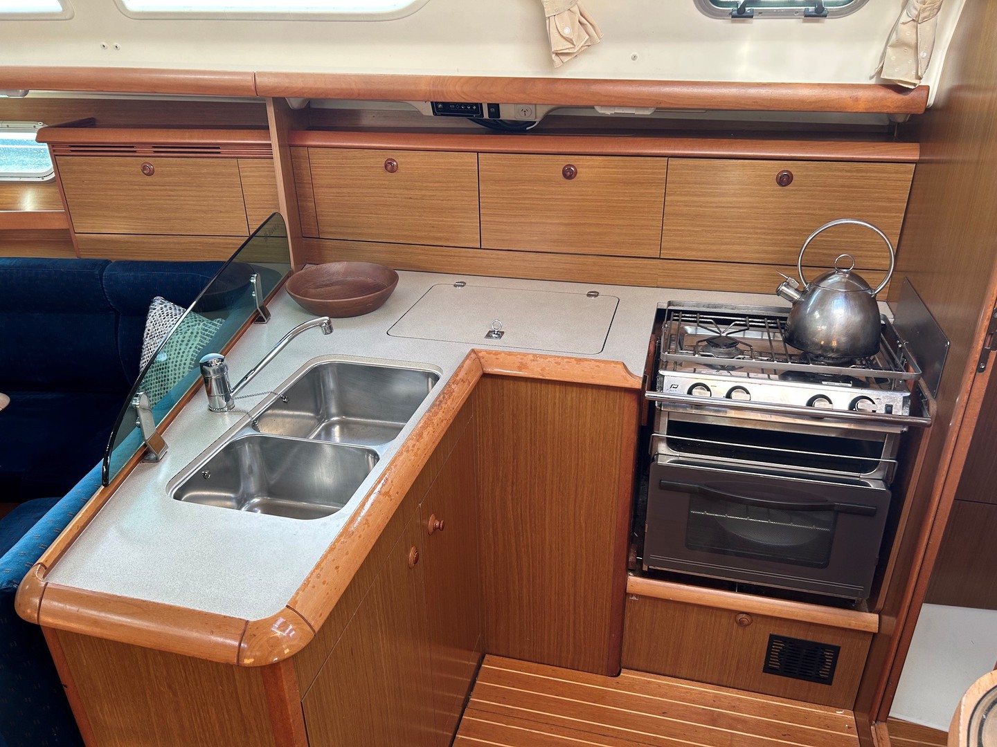 Jeanneau 37 Sun Odyssey -2006 image 5