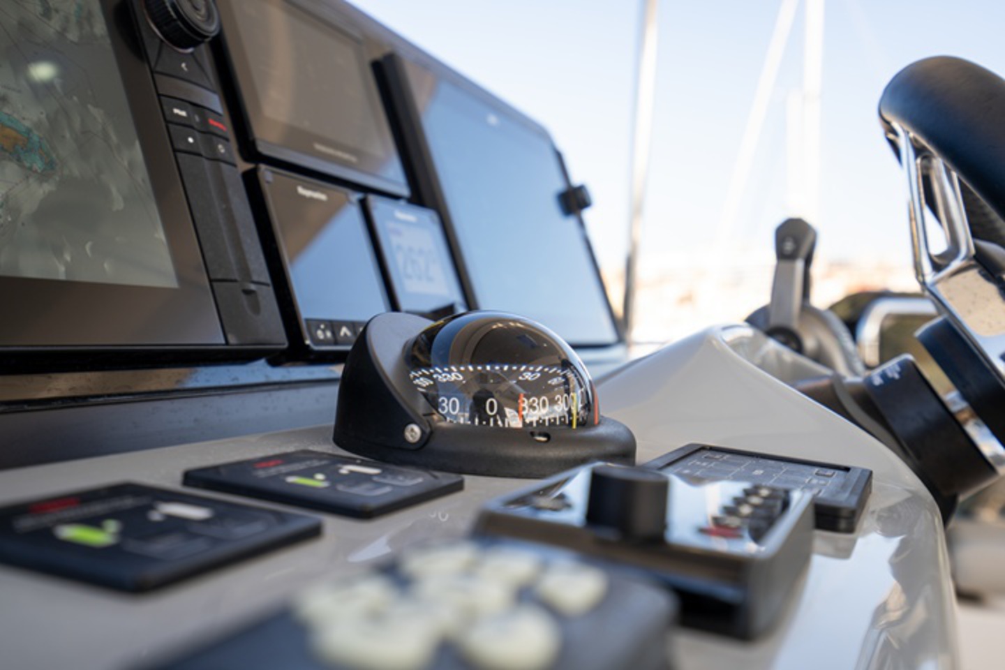 Aquila 46 Power Catamaran image 3