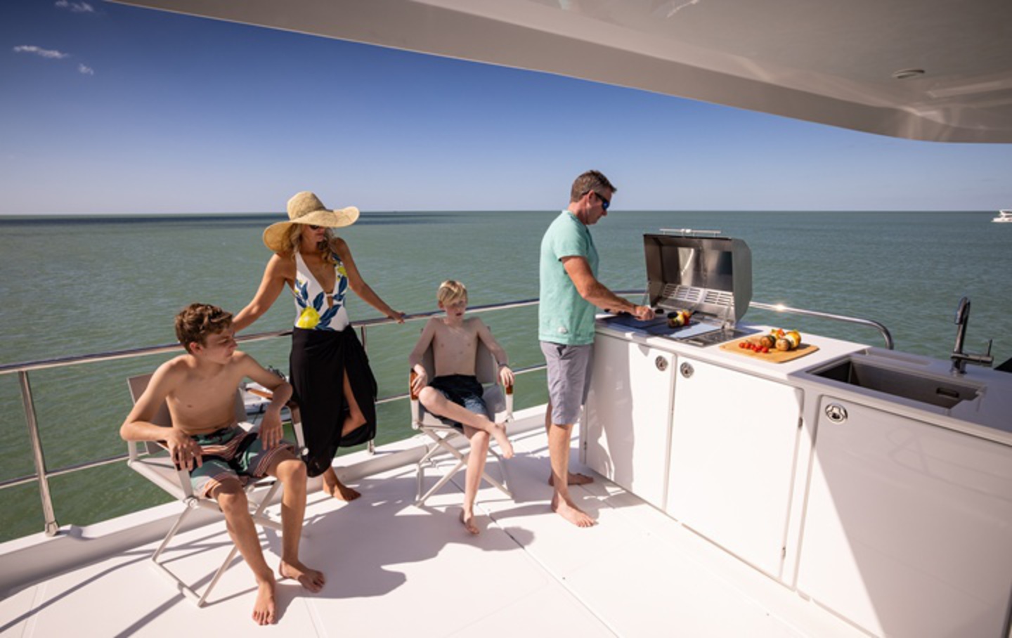 Aquila 54 Power Catamaran image 11