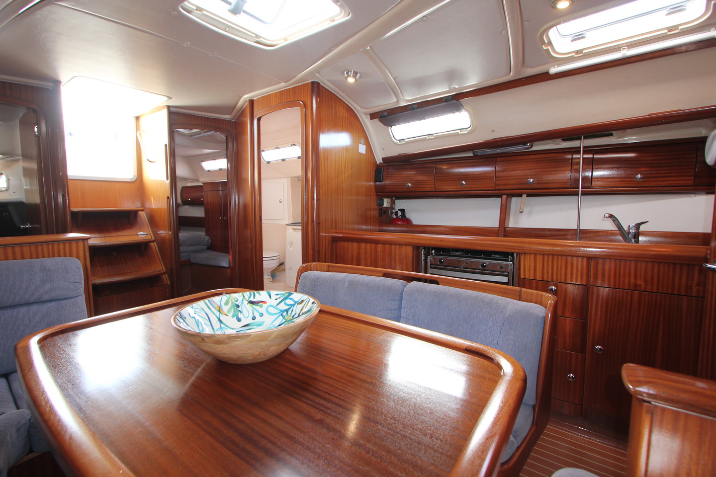 Bavaria 41- 2003 image 2