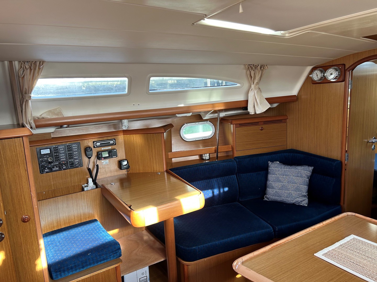 Jeanneau 37 Sun Odyssey -2006 image 6
