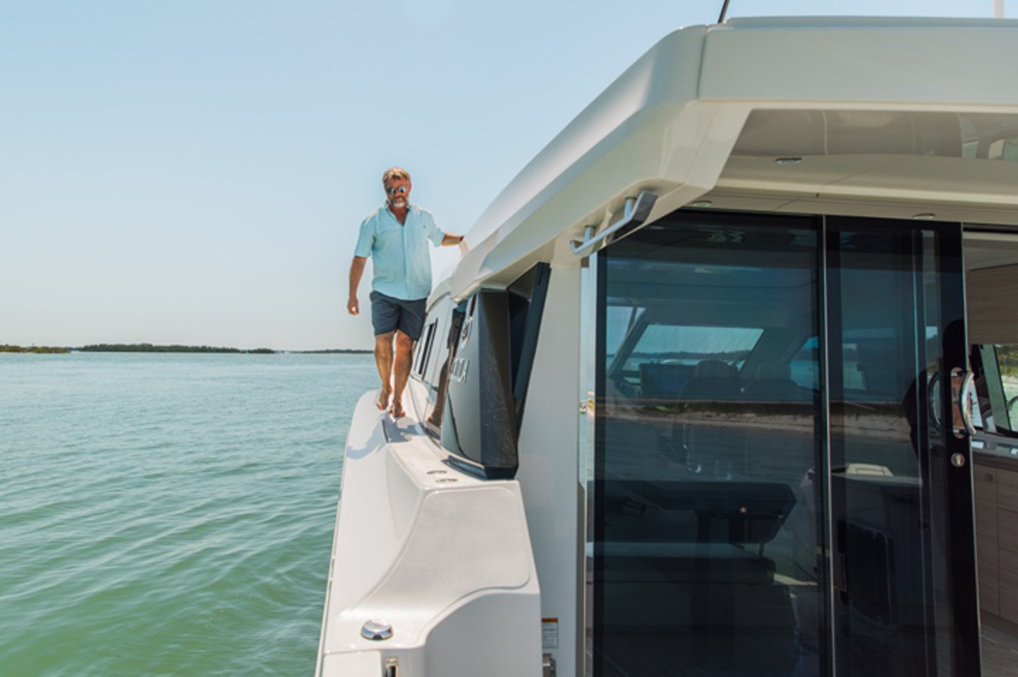 Aquila 42 Coupe Power Catamaran image 4