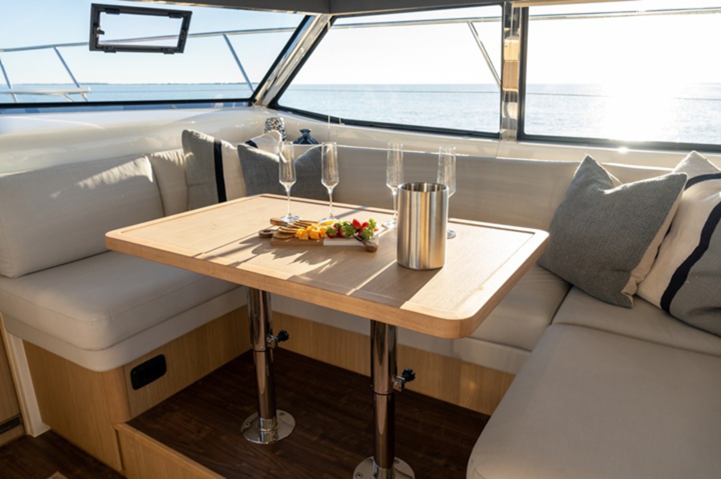 Aquila 42 Power Catamaran image 5