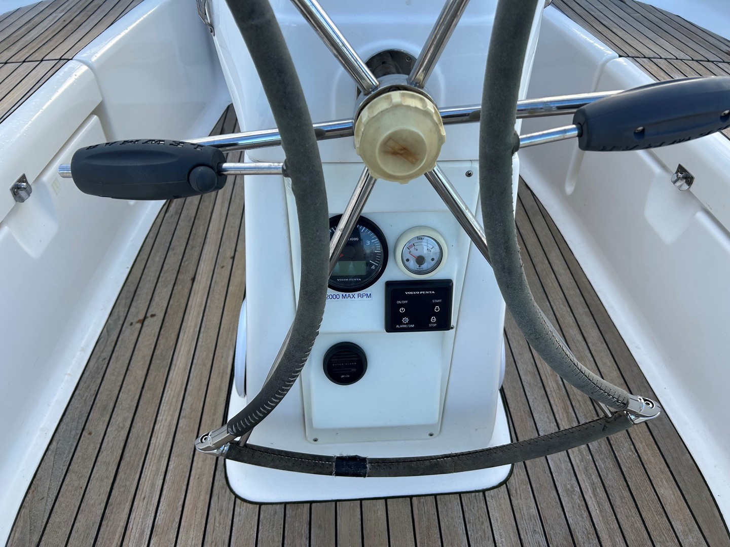 2007 Bavaria 37 image 17