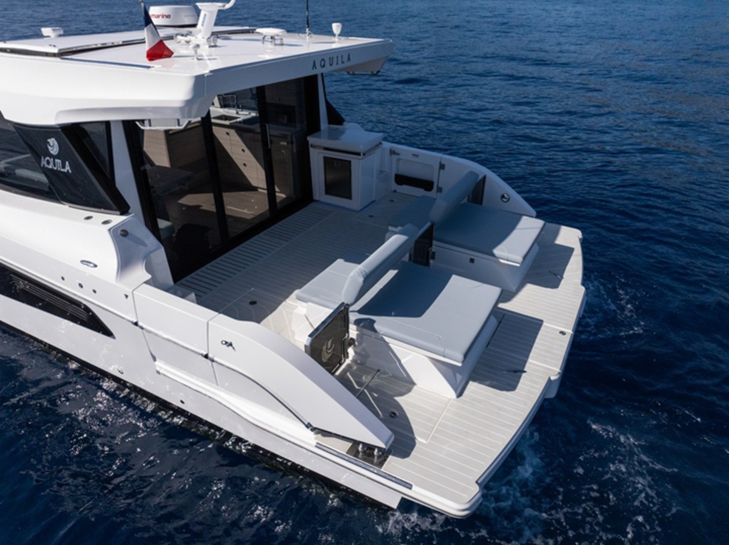 Aquila 42 Coupe Power Catamaran image 3