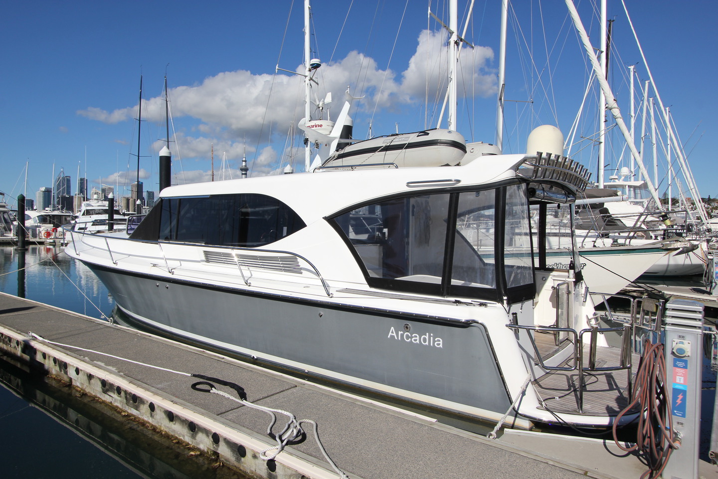 2016 Salthouse Corsair 44E