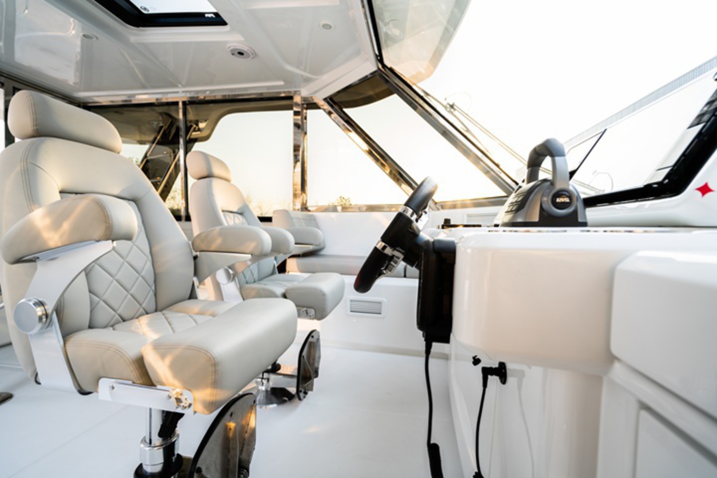 Aquila 54 Power Catamaran image 4