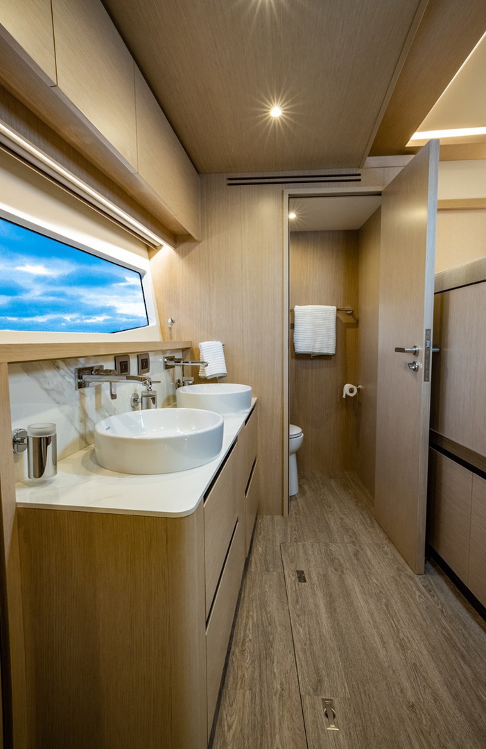 Aquila 70 Power Catamaran image 26