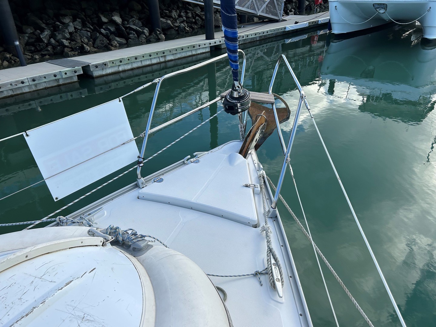 2007 Bavaria 37 image 21