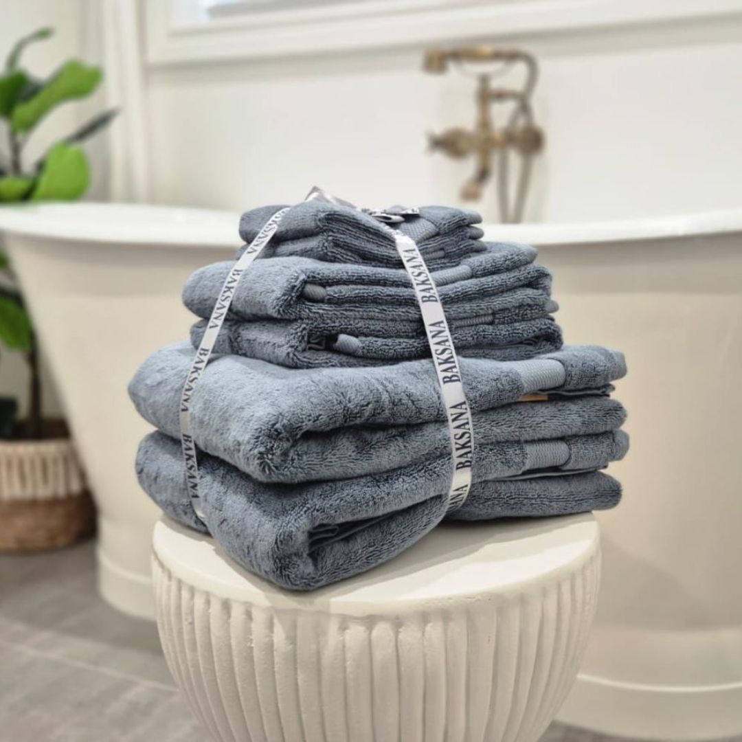 Baksana | Bergama Towels | Petrol image 2