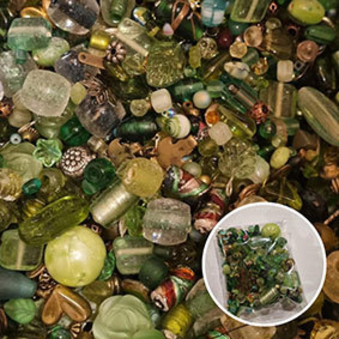 Queen Mum's Destash Glass Bead MIX  - Green potpourri image 0