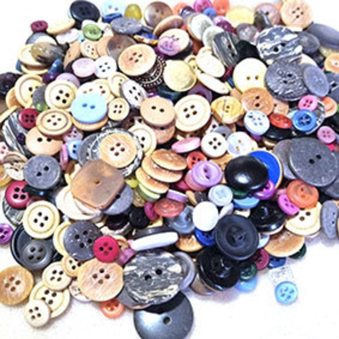 Queen Mum's Destash: Button Bonanza 11 - Mixed Multi (8mm - 20mm) image 0