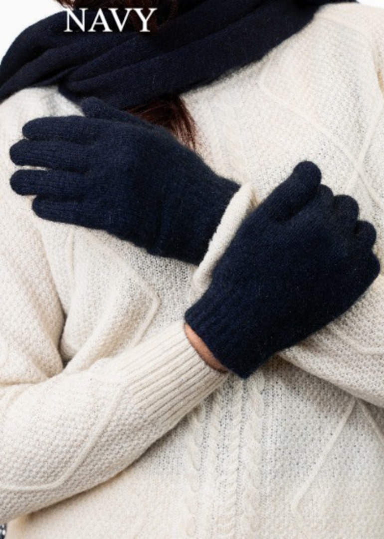 Merino Possum Koru Plain Gloves image 7