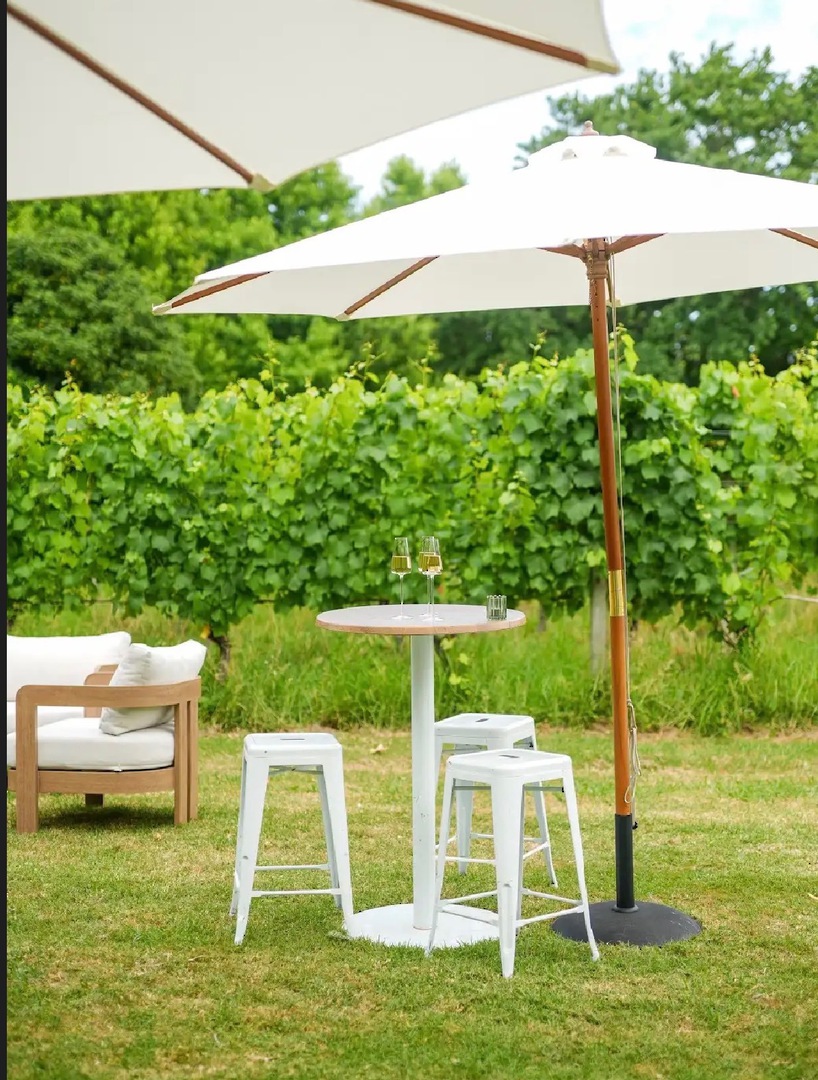 Lounge Furniture image 1