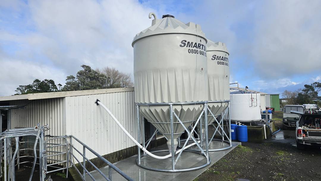 Smart Silo SS21 (13t Meal) - Feed System Silo image 1
