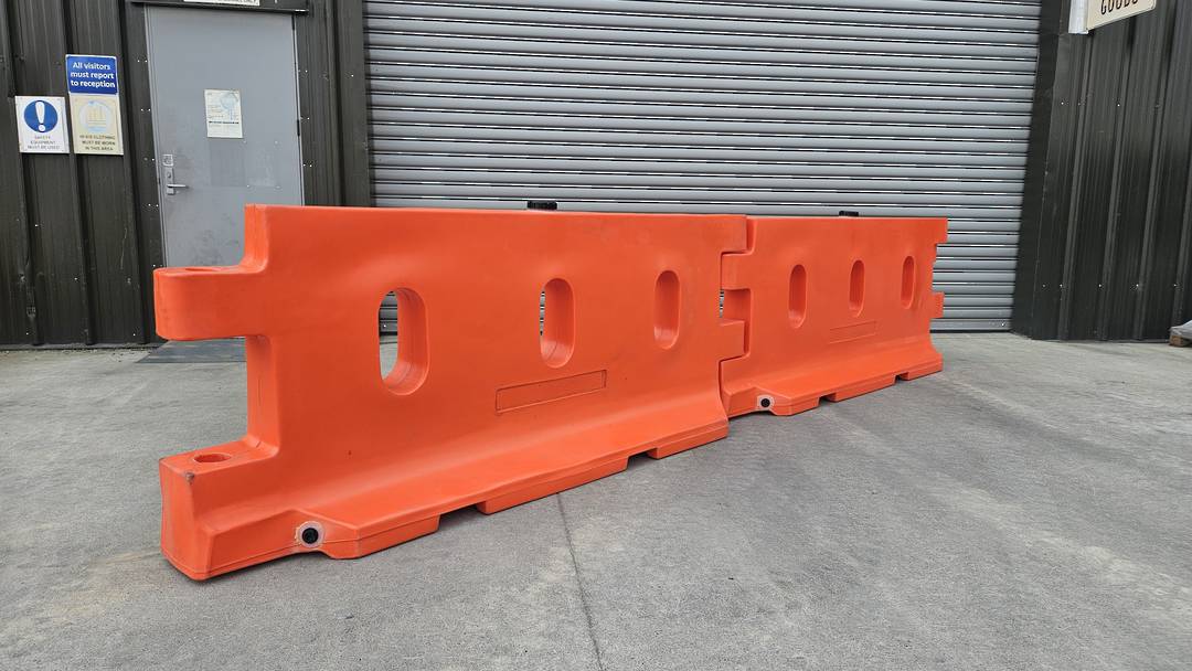 Ricochet Delineator Barrier image 6