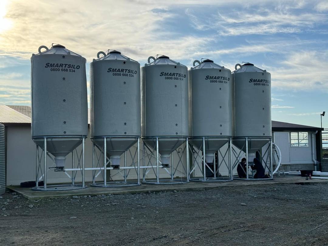 Smart Silo SS14 (9t Meal) - Feed System Silo image 1