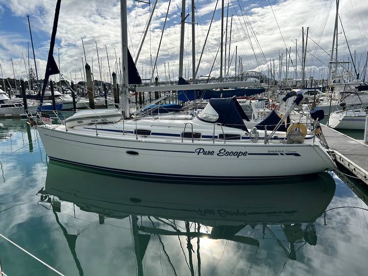 2007 Bavaria 37