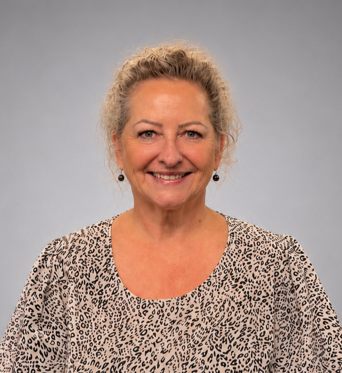 Karyn Lofroth profile image