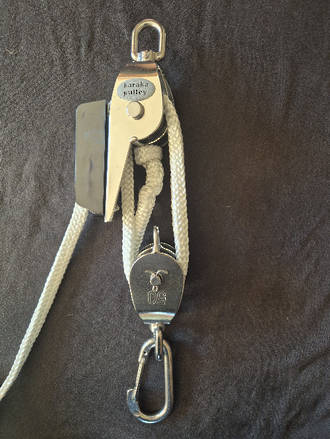 Large lockable Pulley