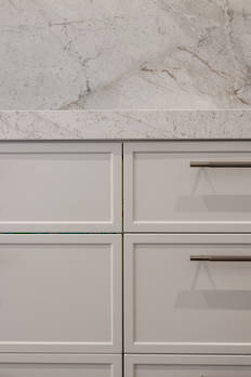 Show additional image 3